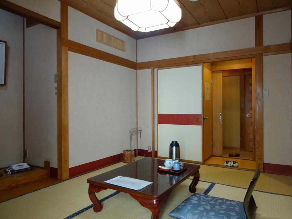 Jizokan Matsuya Ryokan Nagano Room photo